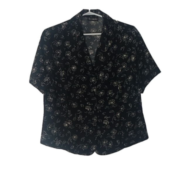 🔴$10 add on. SCORPIO women's short sleeve shirt, size xs -small black/white. - Picture 1 of 5